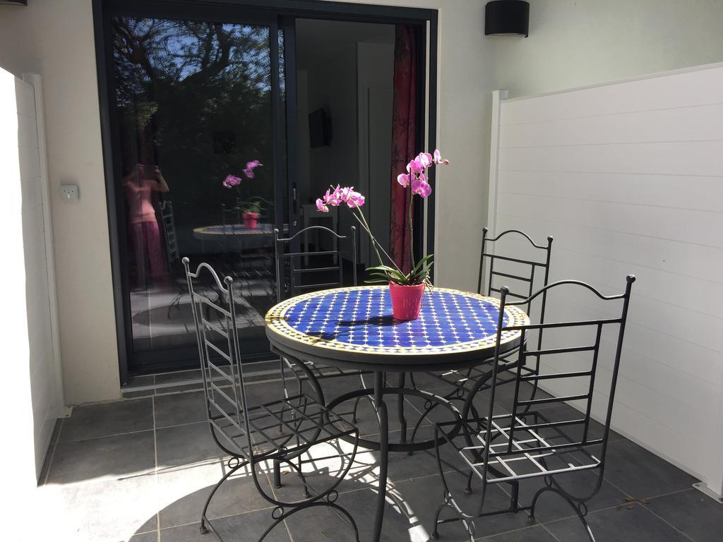 Chambres d'Hôtes Le Mas du Bijou Bleu Puget-sur Argens Extérieur photo